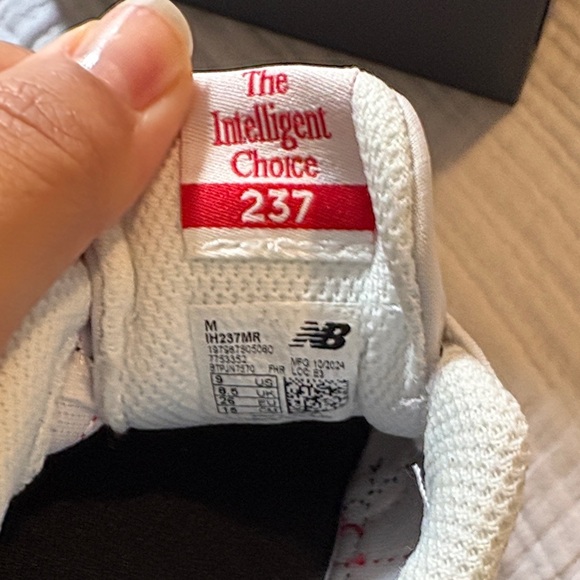 New Balance Kids' Sneakers in Black, White, and Red - Picture 5 of 5